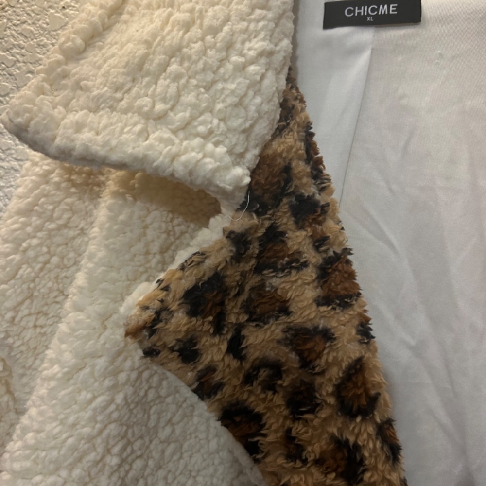 CHICME Jacket - Picture 4 of 9